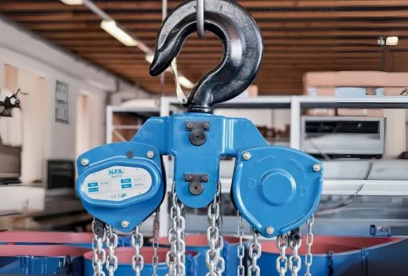 H.F.S. rješenja za podizanje i osiguravanje tereta u industriji i transportu.